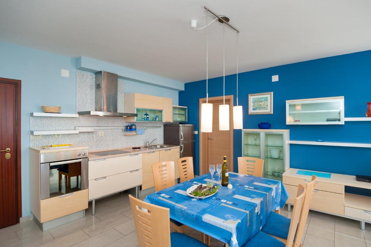 Apartments By The Sea Postira, Brac - 15242 Buitenkant foto
