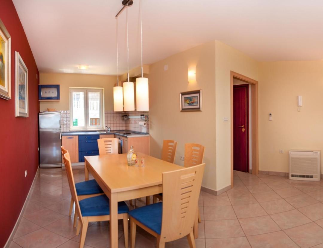 Apartments By The Sea Postira, Brac - 15242 Kamer foto