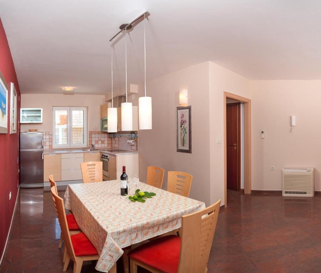 Apartments By The Sea Postira, Brac - 15242 Kamer foto
